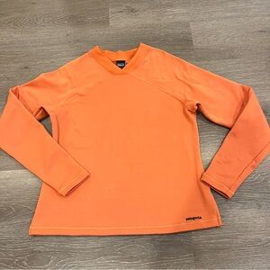 Patagonia Orange Capilene V-neck pullover sweatshirt fleece